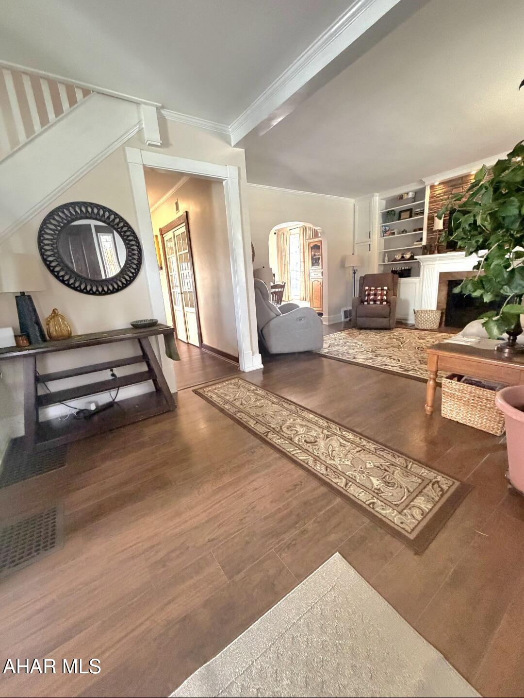 Mansion Park - Residential