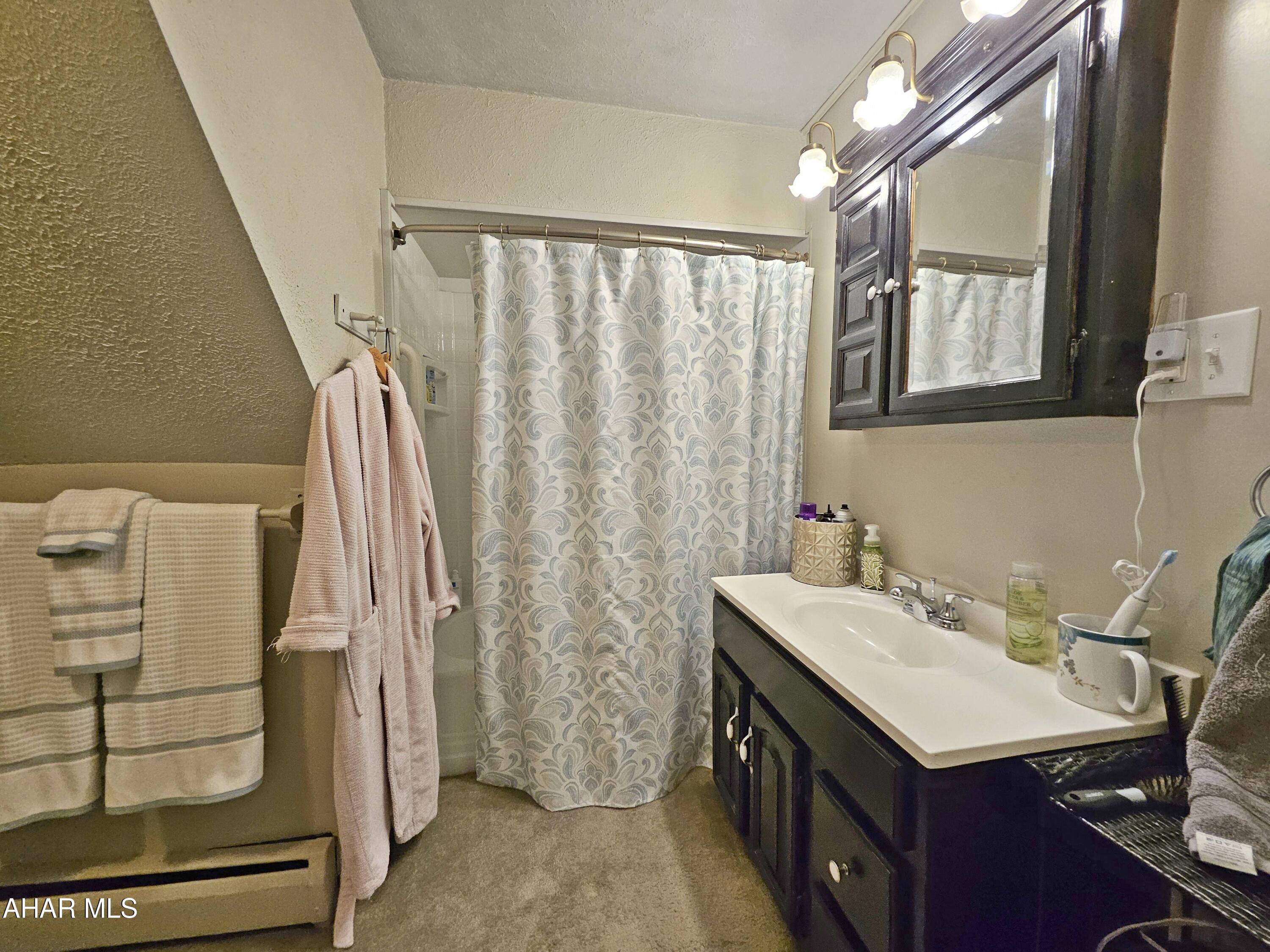 Baker Mansion - Residential