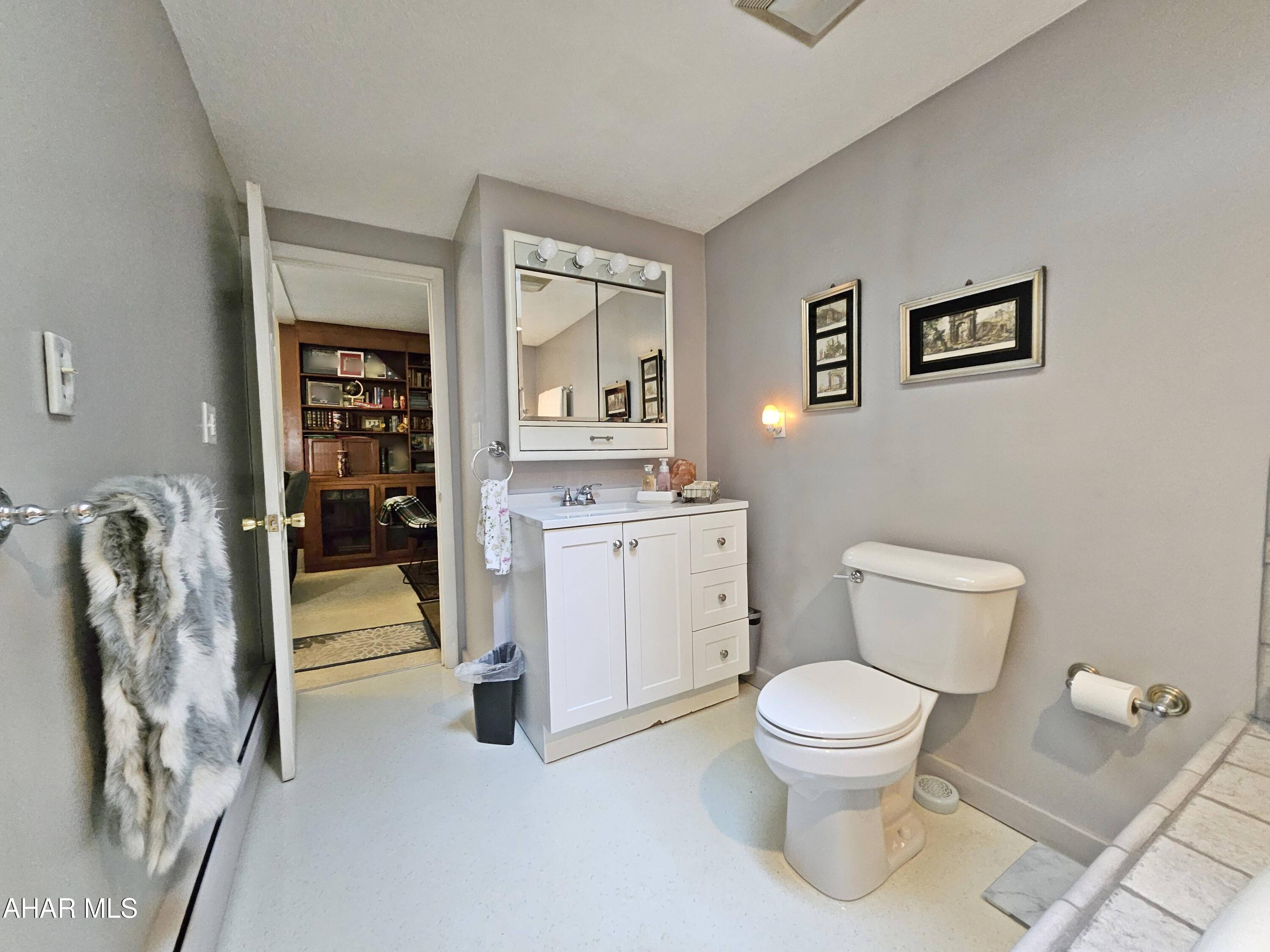 Baker Mansion - Residential