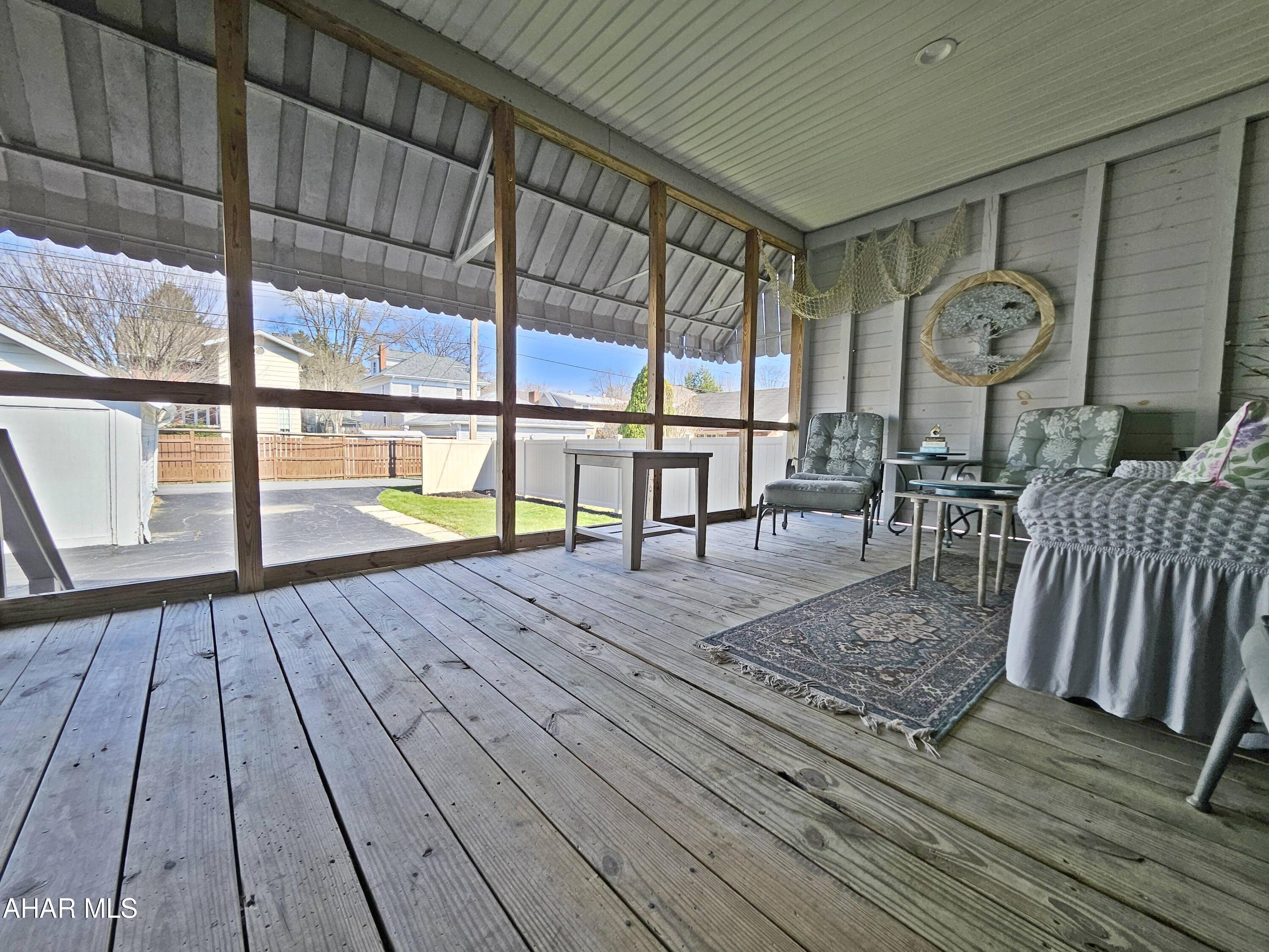 Baker Mansion - Residential