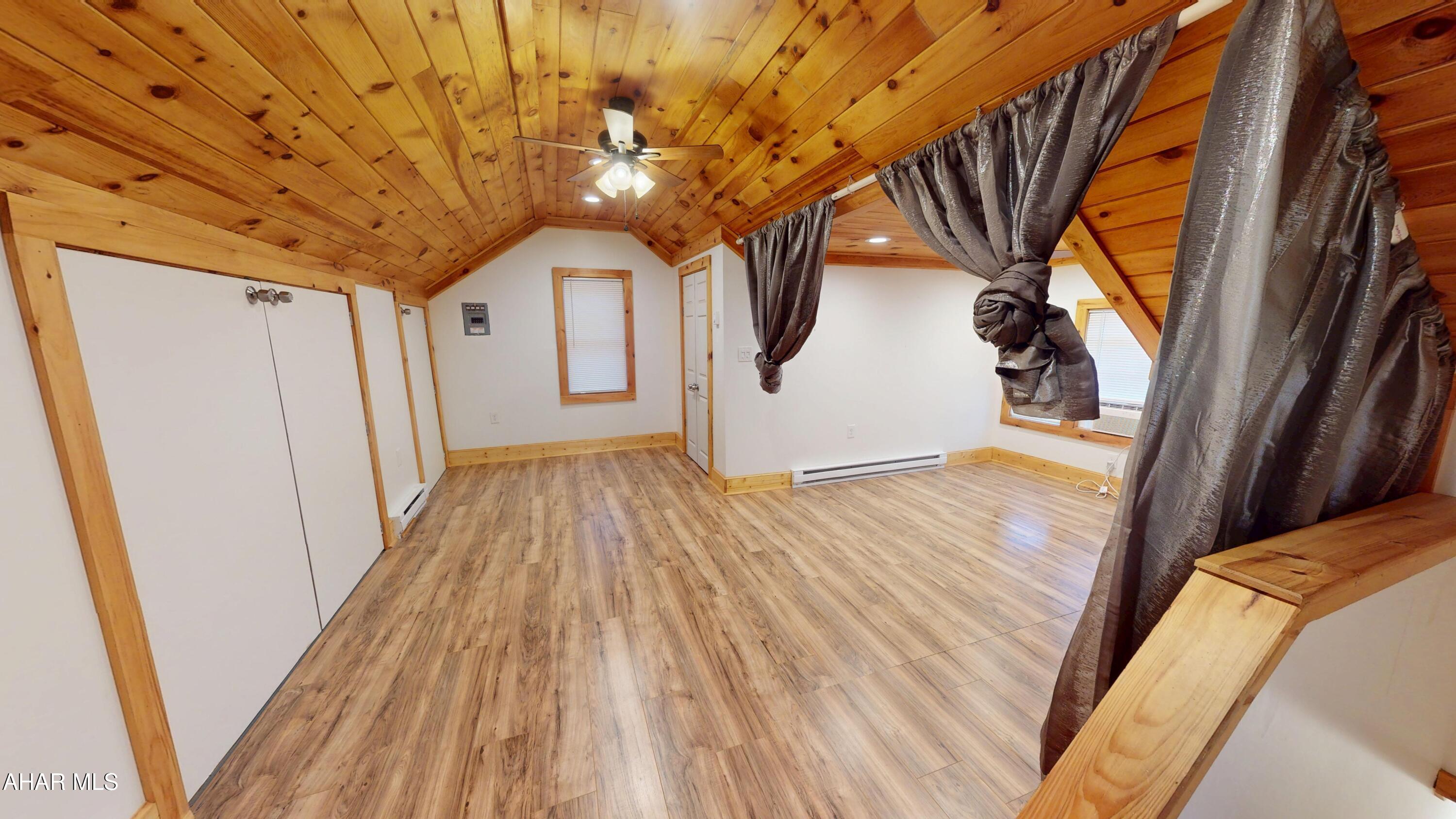 Juniata - Residential