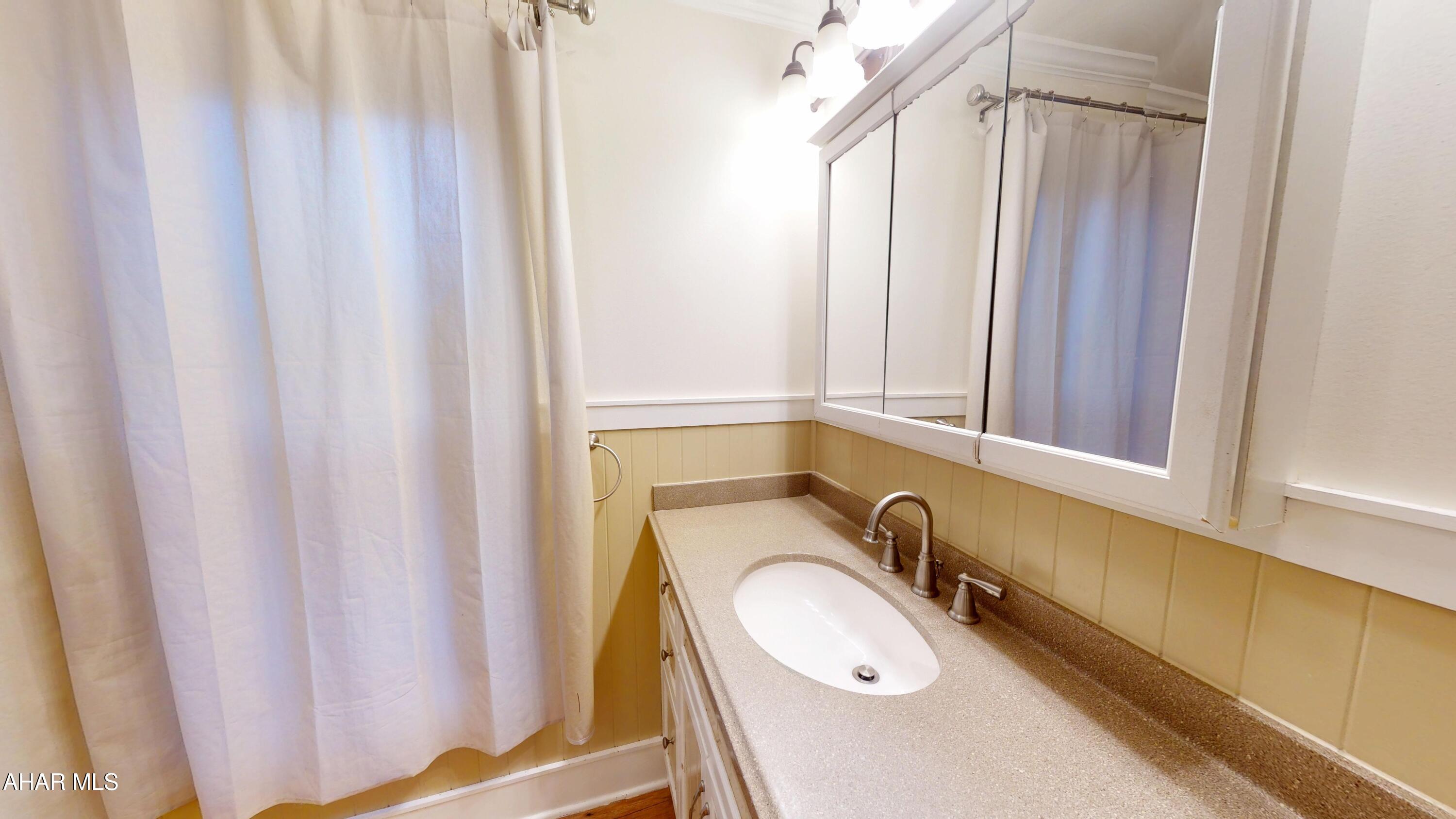 Juniata - Residential