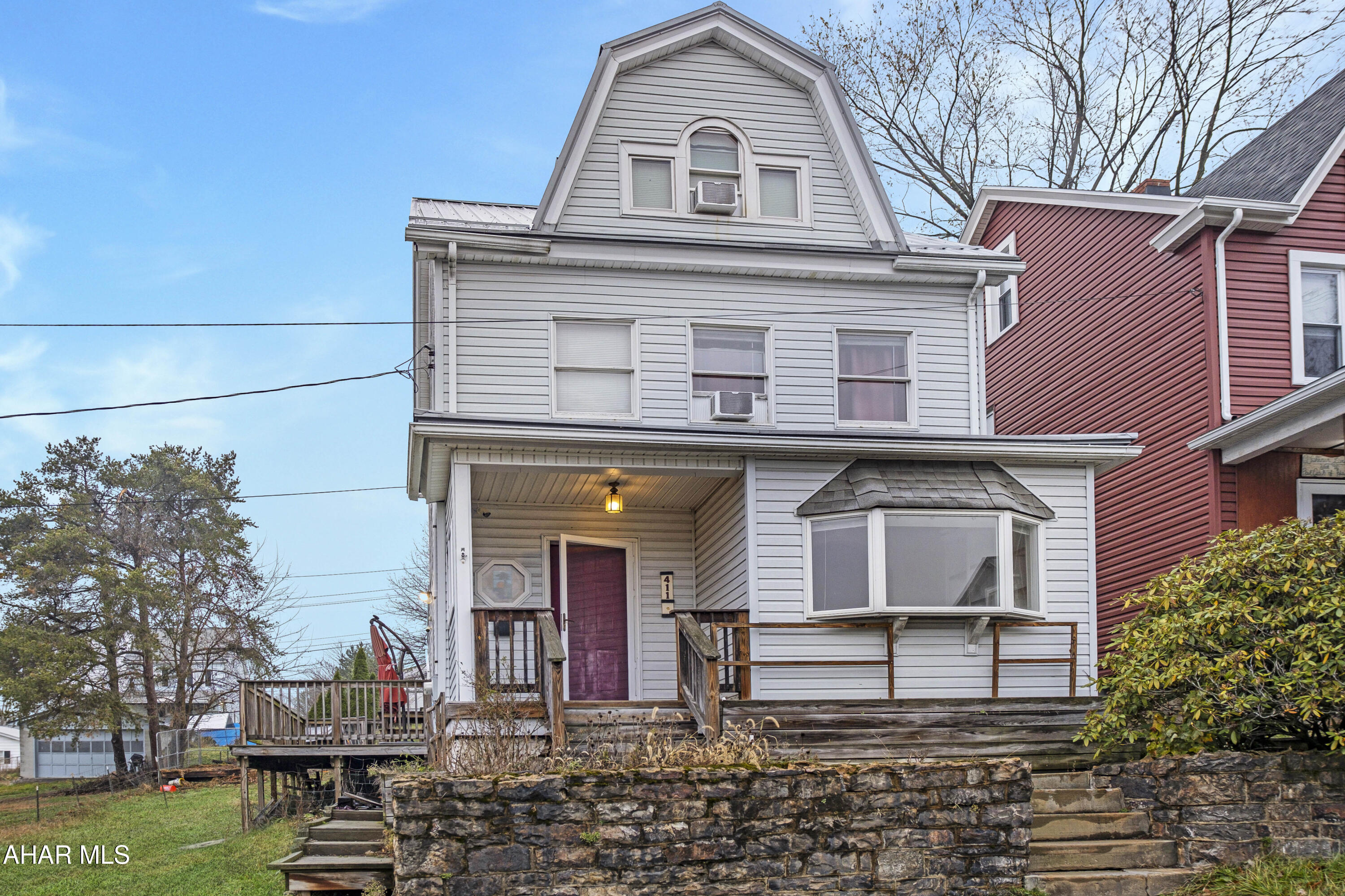 Juniata - Residential