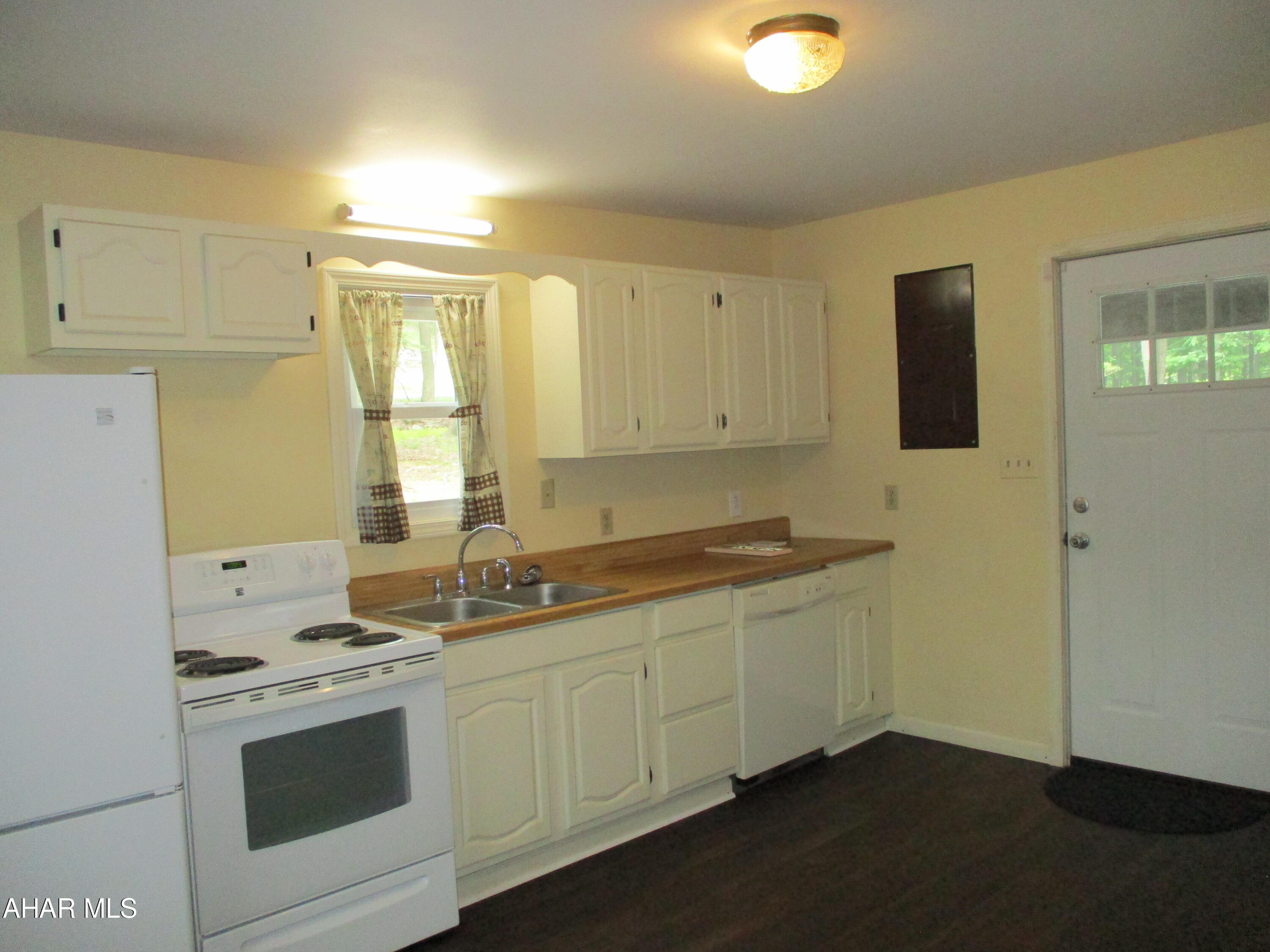 Glendale Yearound - Residential