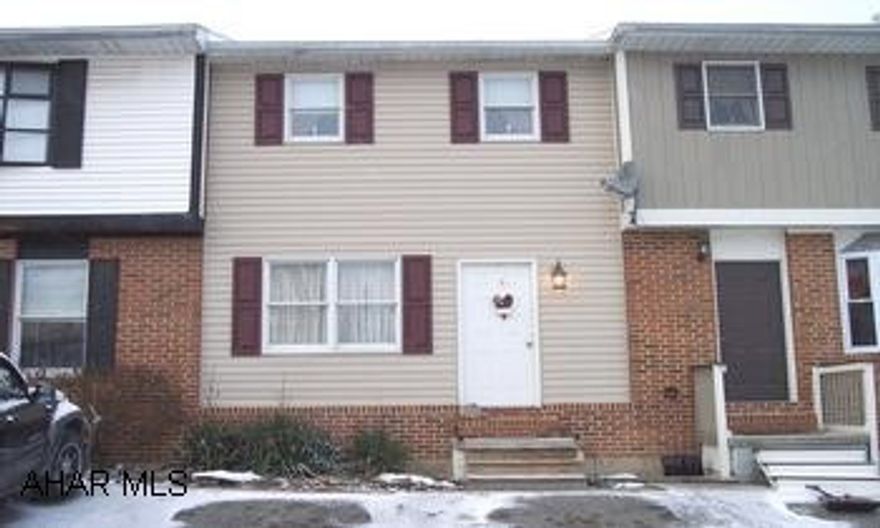 Well cared for townhouse with loads of charm!  New vinyl siding, newer roof in 2002, partially finished basement with family room, highest electric bill $190.00. Well cared for townhouse with loads of charm!  New vinyl siding, newer roof in 2002, partially finished basement with family room, highest electric bill $190.00.