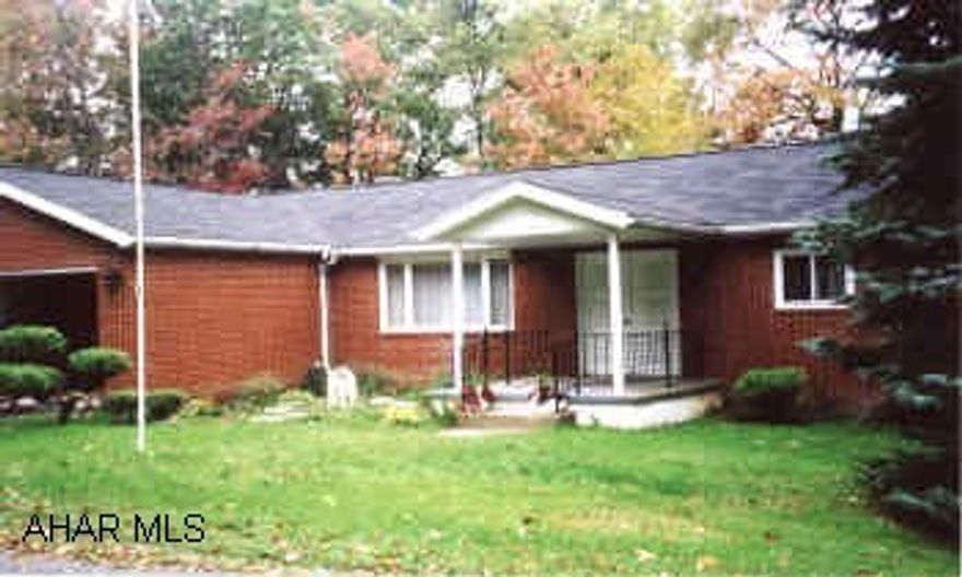 BEAUTIFUL BRICK RANCH --2 FIREPLACES ---LARGE LEVEL LOT. ALL SHOWINGS THROUGH LORI ONLYABSOLUTE MOVE IN CONDITIONGARAGE AND BASEMENT HAS 220 SERVICE