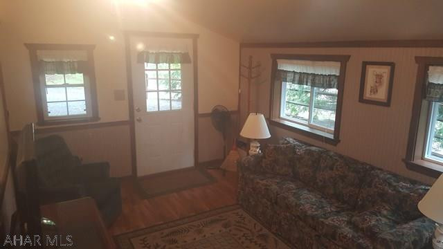 Glendale Yearound - Residential