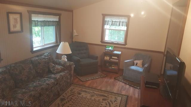 Glendale Yearound - Residential