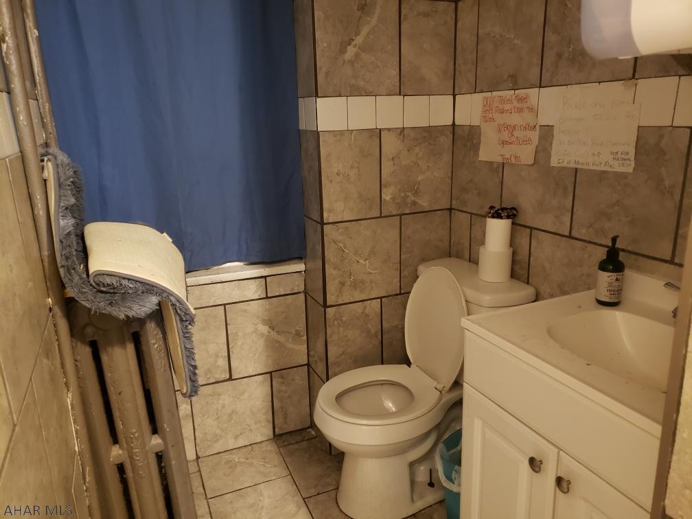 Unknown - Commercial Sale