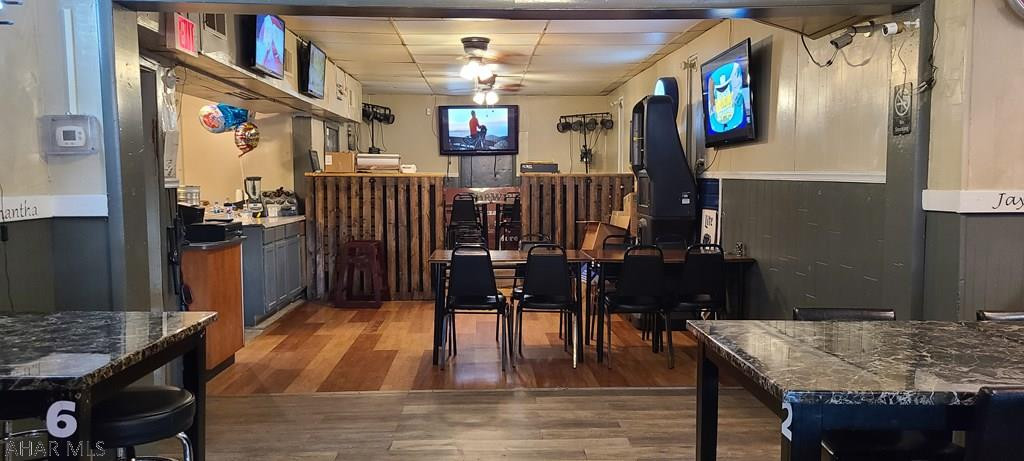 Unknown - Commercial Sale