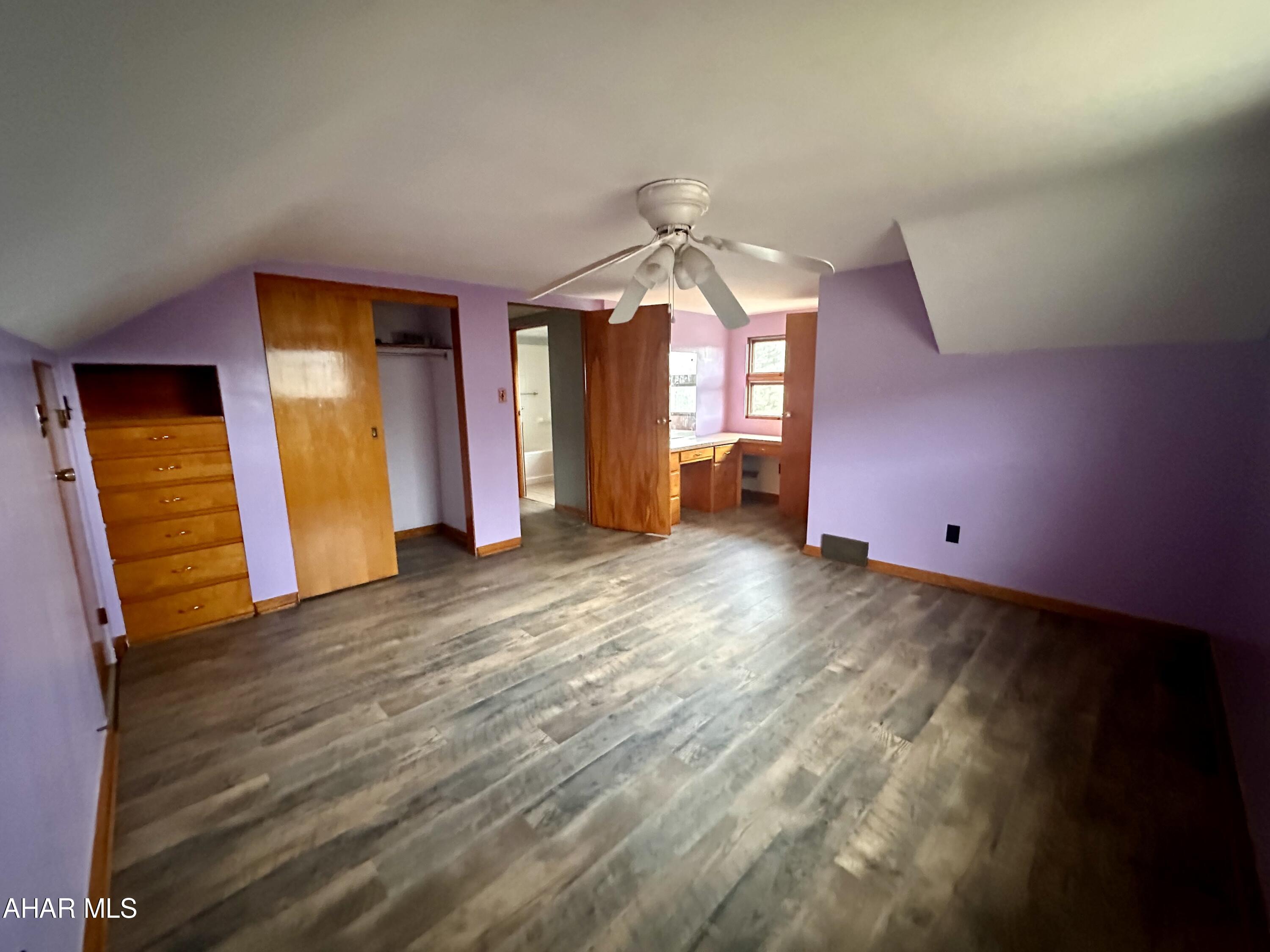 East Loop - Residential