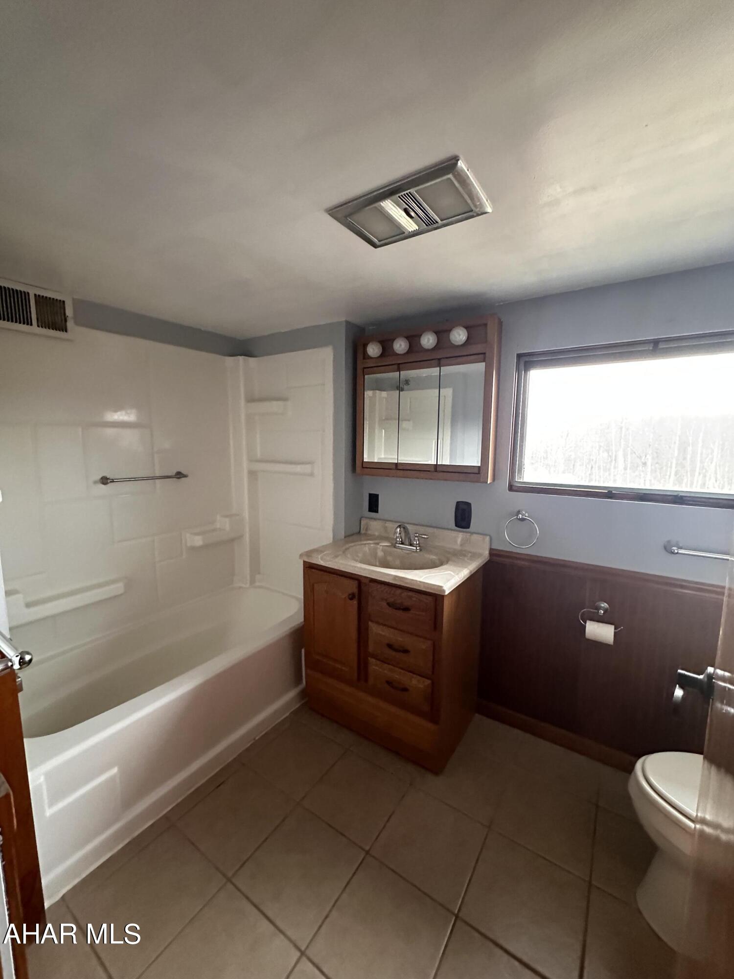 East Loop - Residential