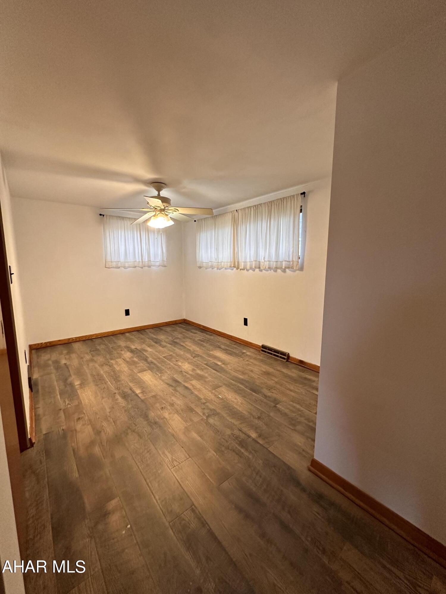 East Loop - Residential