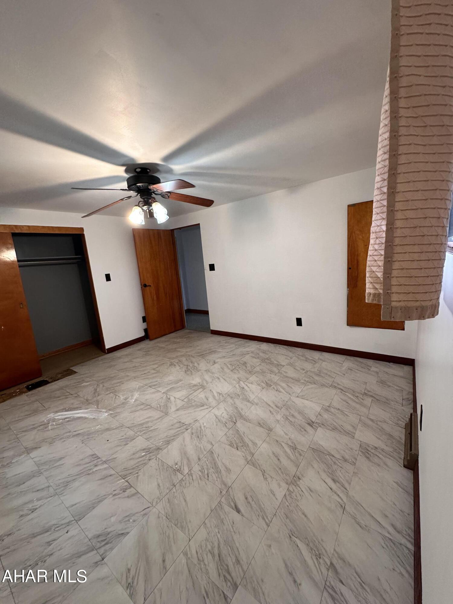 East Loop - Residential