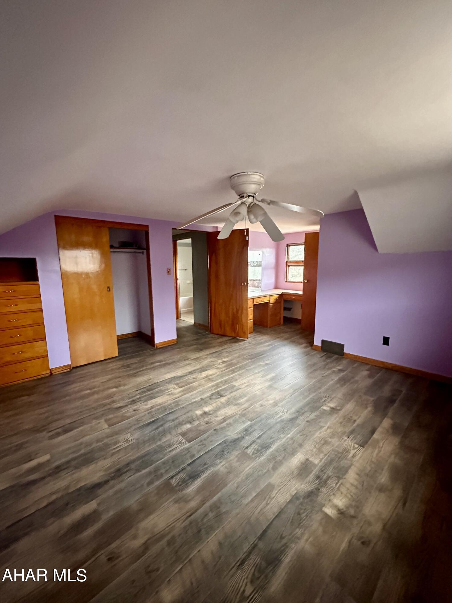 East Loop - Residential