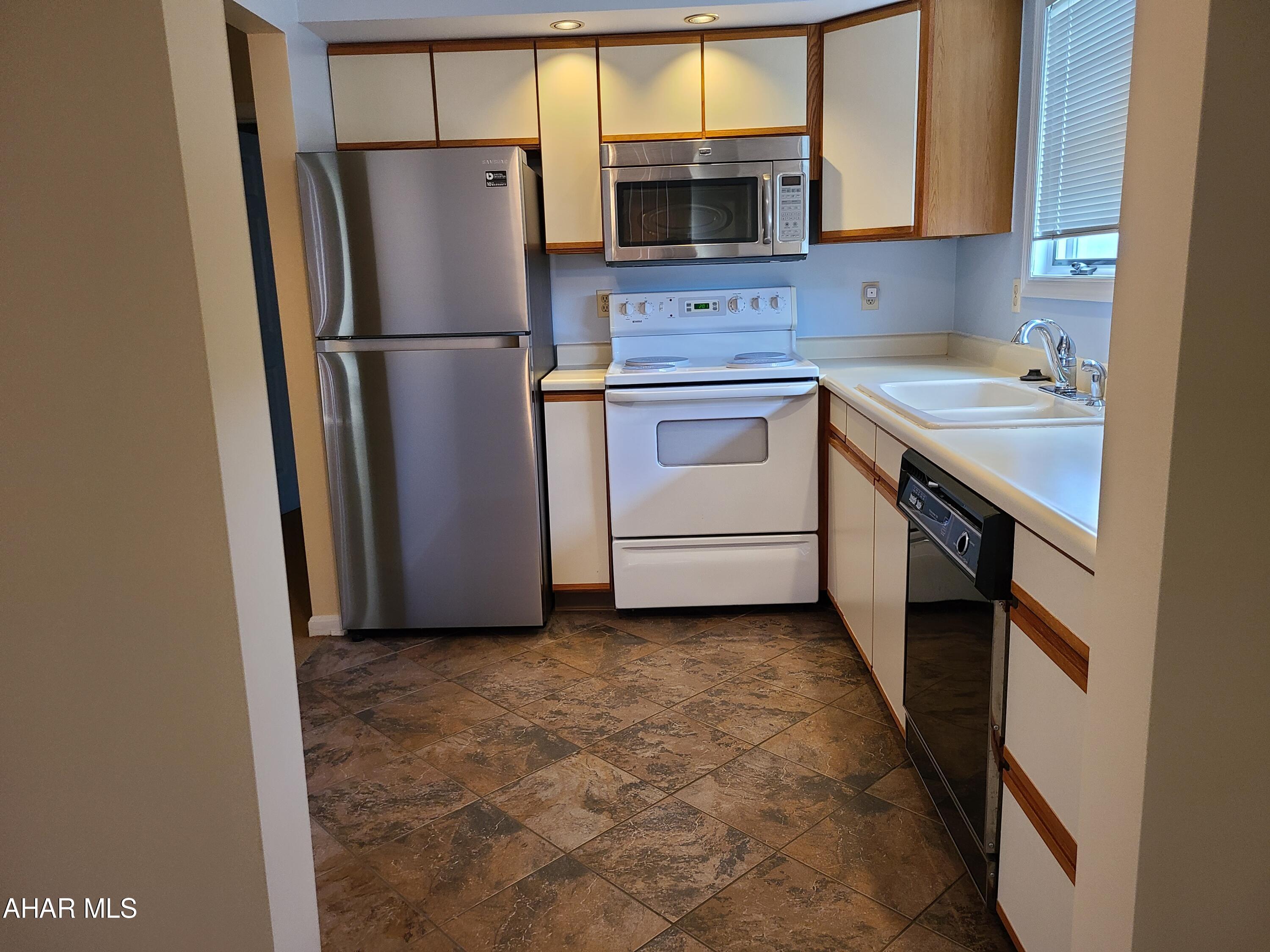 Penn Terrace - Residential