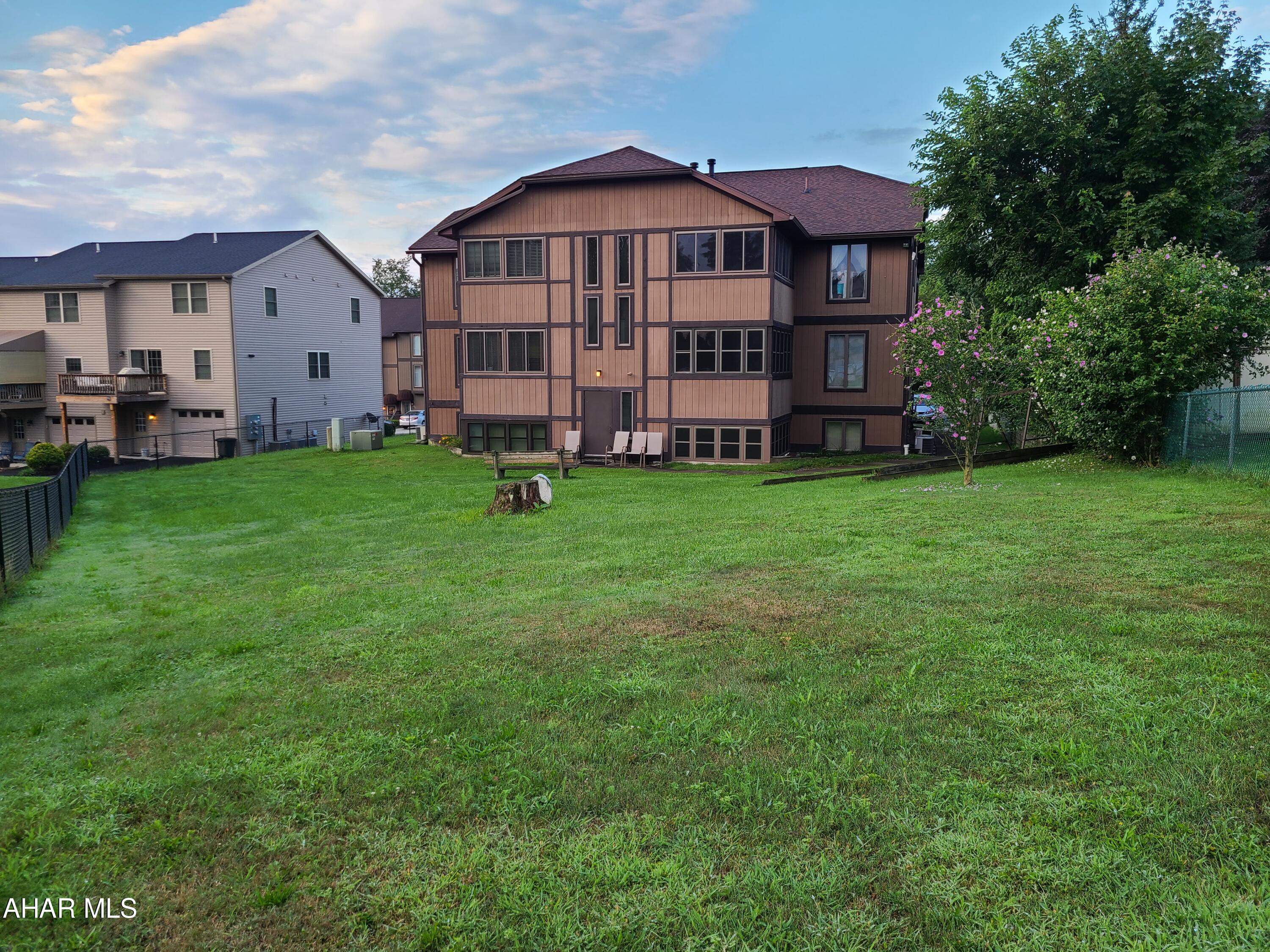 Penn Terrace - Residential