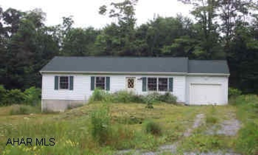 newer ranch home on 3.2 acres.  Sold "As Is"  Locke Mountain Rd to Royer Rd.  turn left onto Ridge Rd.  go .8 mile house on left.