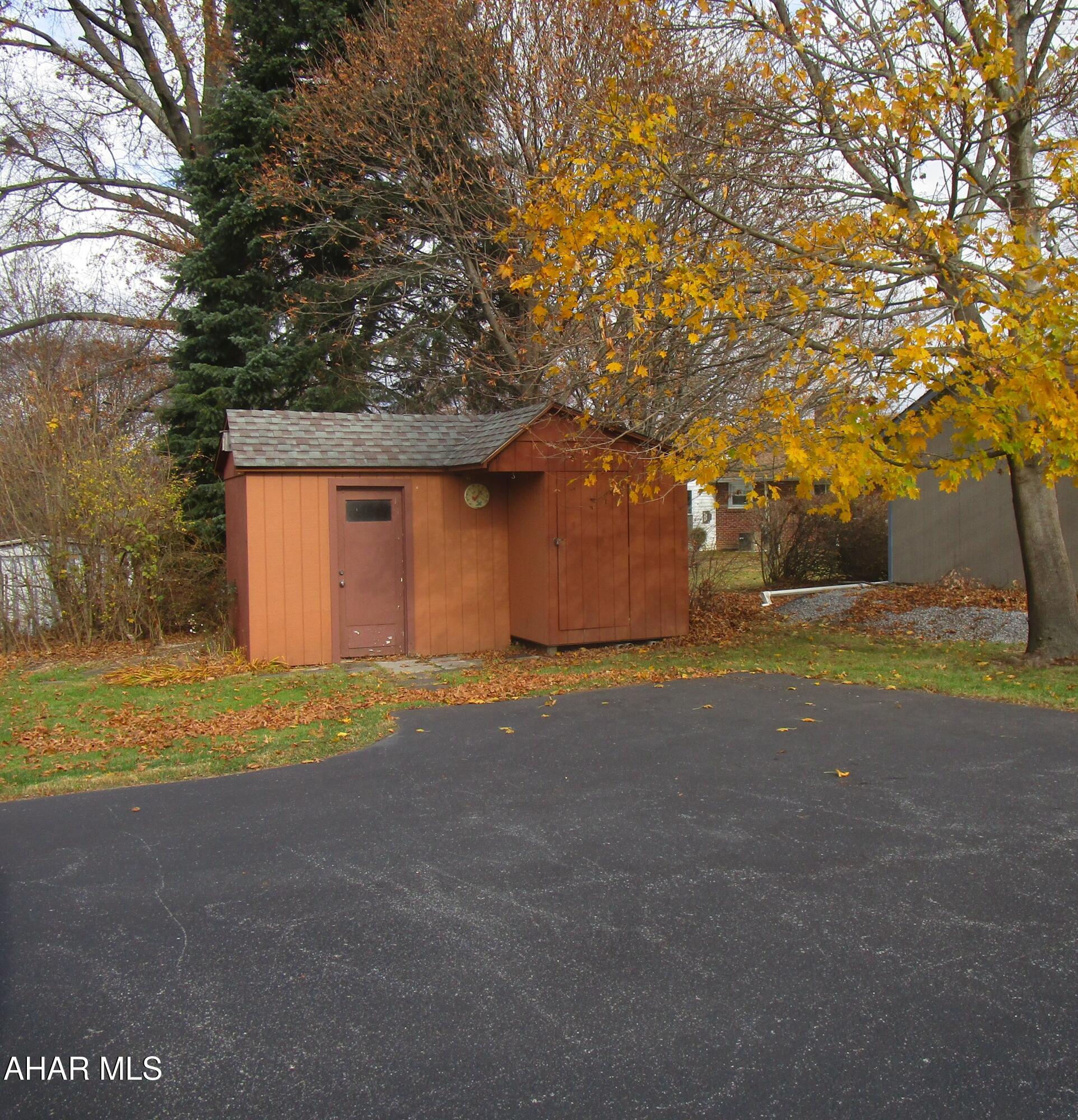 Meadowbrook Terrace - Residential