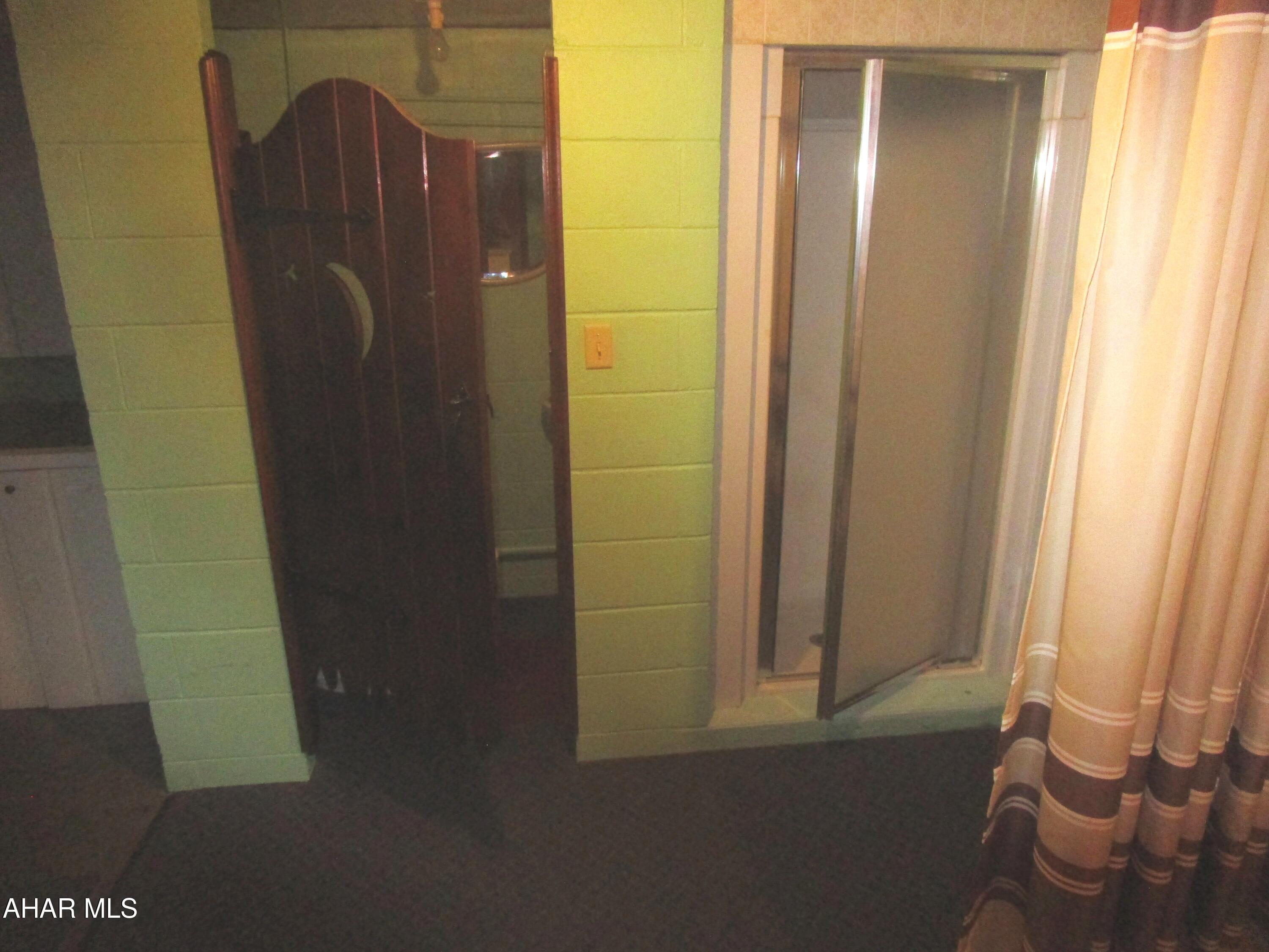 Meadowbrook Terrace - Residential