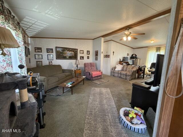 Laurel Woods - Residential