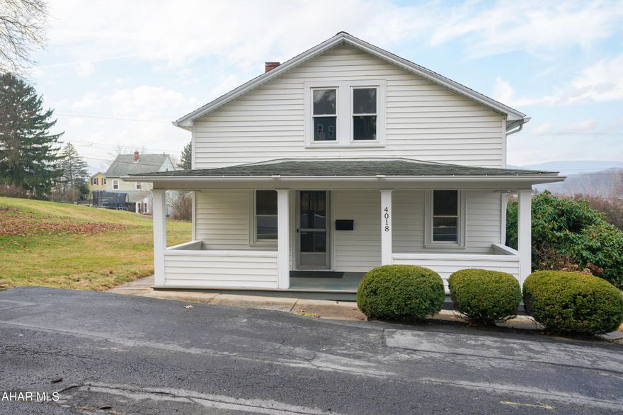 Ready to move right in!?  You have to check out this completely remodeled 1.5 story home in the Highland Park section of Altoona.  Enter to an open floorplan on the first floor with new vinyl plank flooring, an electric fireplace, and beautiful eat in kitchen.  The kitchen also has all of your appliance needs!  In addition, you will also find a laundry room and full bath all on the first floor! 
The second floor has a newly installed 3/4 bath with access to both spacious bedrooms.  This home sits on a flat lot with off street paved parking - all just for you!