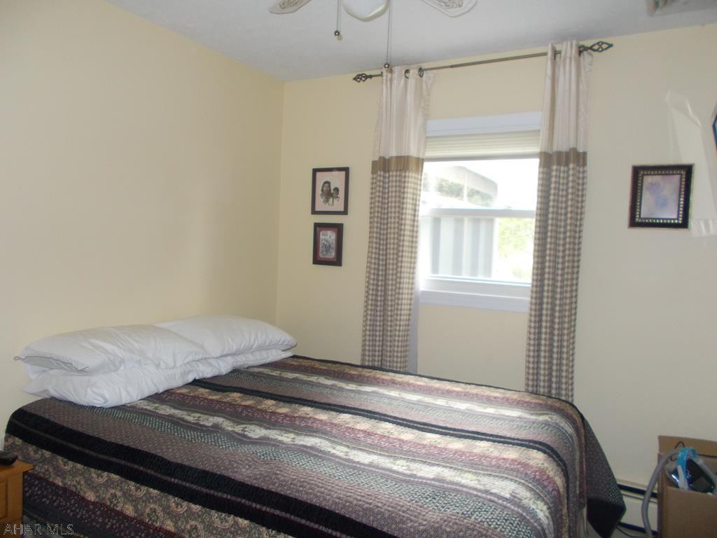 Holliday Heights - Residential