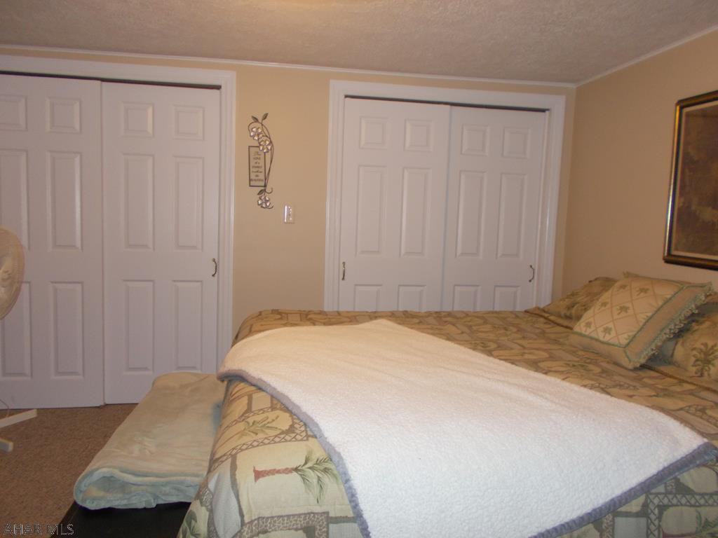 Holliday Heights - Residential