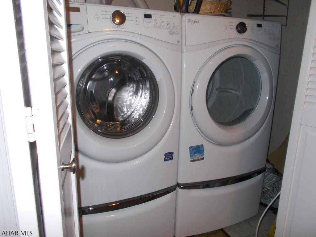 Holliday Heights - Residential