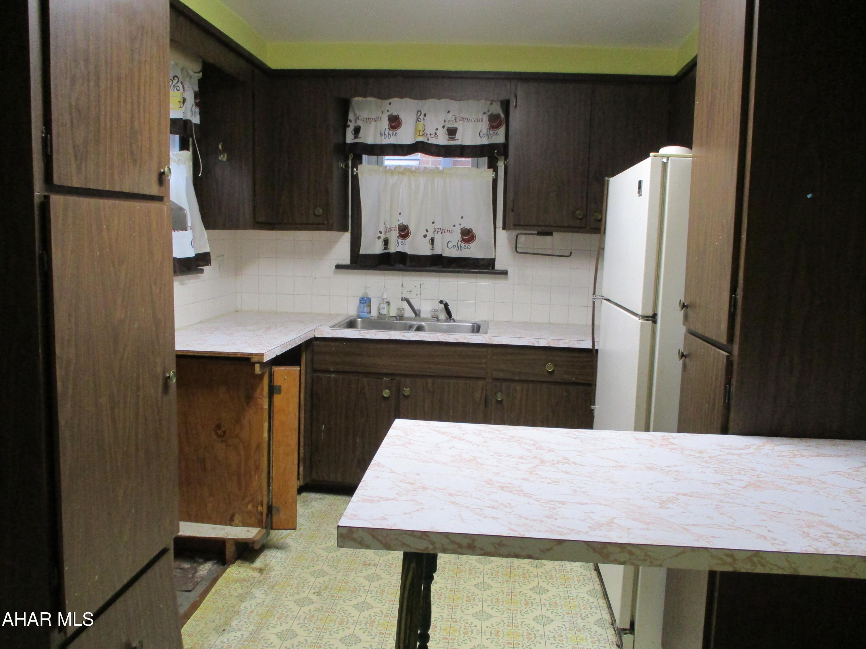 Juniata - Residential