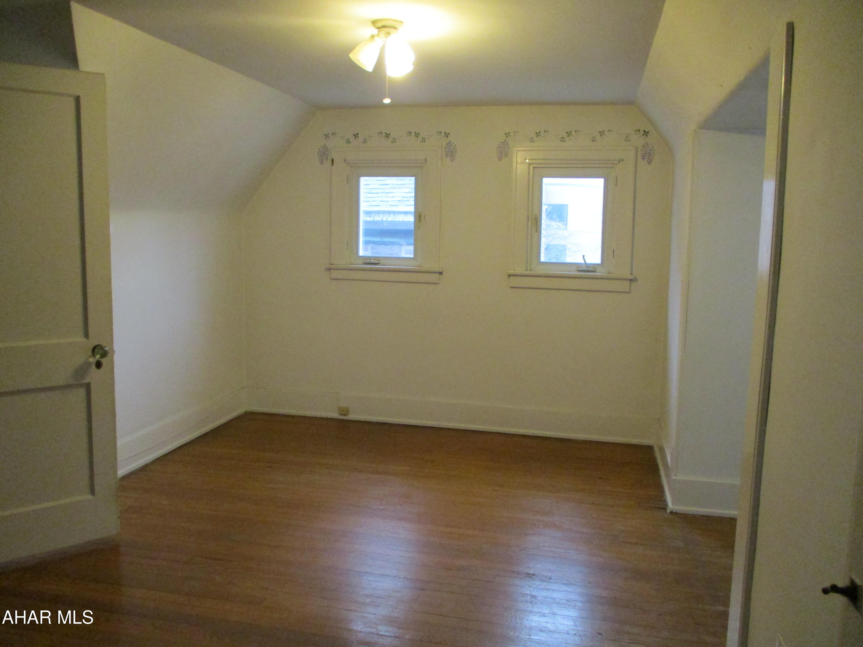 Juniata - Residential