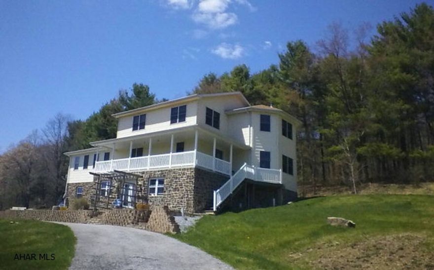 Qhality 2-3 bedroom beauty is nestled in the majestic rurals of Lilly has too many amentities to mention them all..must see to appreciate!!First fl.possibility of private suite.Great hunting,retirement,investor's,developer's,endless opportunities!!Motivated to sale...call today to view!!REDUCED TO SALE..Sellers will assist with closing cost up to 5,000.00 for qualifying buyer!!Endless possibilities..call today for showing!!