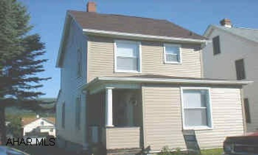 ALL NEW INTERIOR/EXTERIOR. JUNIATA 2 BEDROOM FEATURES 1ST FLOOR LAUNDRY, POSSIBLE 3RD BR ON 3RD FLOOR. IMMACULATE!  NEAR PARK, CONVENIENCE STORE. SELLER TO PROVIDE RANGE AND REFRIGERATOR. WILL FINISH ATTIC AS THIRD BEDROOM.