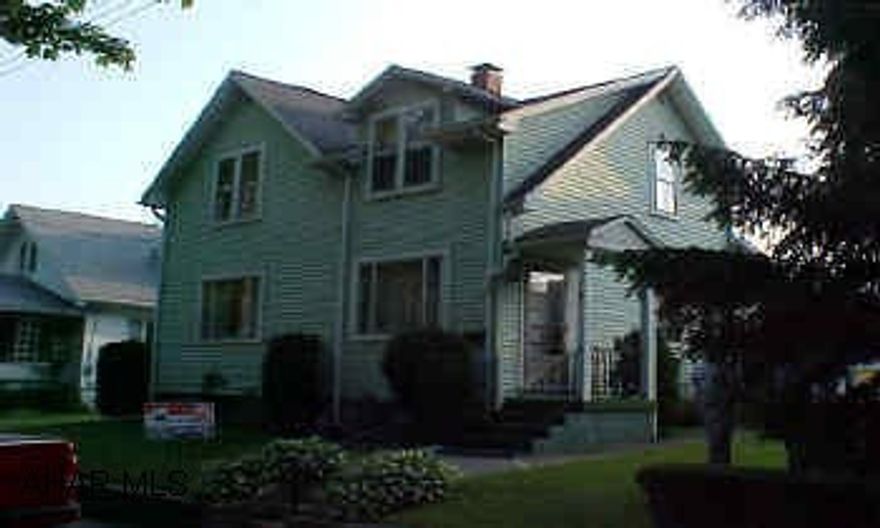 R @ YMCA, L at top of hill; Home on R. Nice Vinyl Sided 2-Story Home- # J-600 R @ YMCA, L at top of hill; Home on R. Nice Vinyl Sided 2-Story Home- # J-600