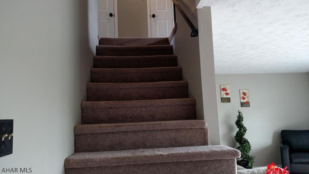 Maple Hollow - Residential