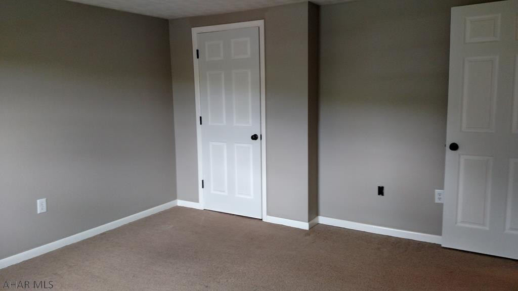 Maple Hollow - Residential