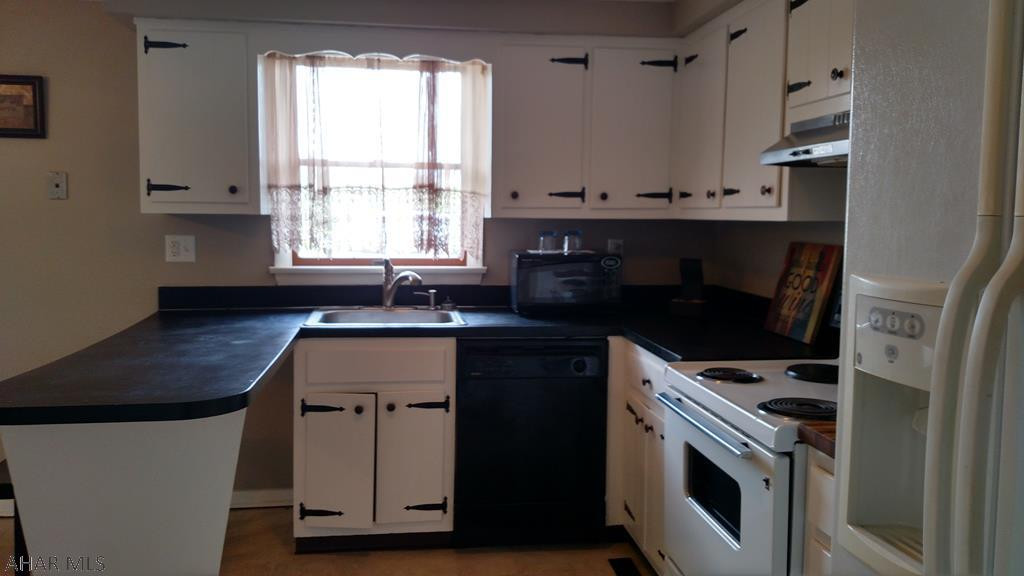 Maple Hollow - Residential