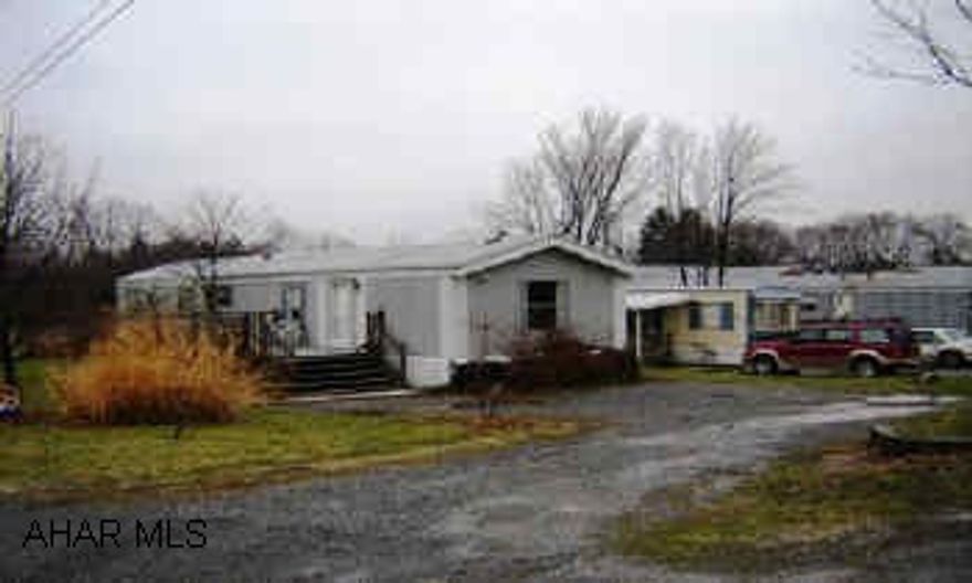 One mobile home w/ land 150 x 120 Bellwood School District, 2 rental mobile homes not included. Water $38 average mo., sewer $40-monthly, elec $75, gas 79, parcel has 3 separate deeds on dead end street, 2 mobile homes on property rent: 155, + 155 One mobile home w/ land 150 x 120 Bellwood School District, 2 rental mobile homes not included. Water $38 average mo., sewer $40-monthly, elec $75, gas 79, parcel has 3 separate deeds on dead end street, 2 mobile homes on property rent: 155, + 155