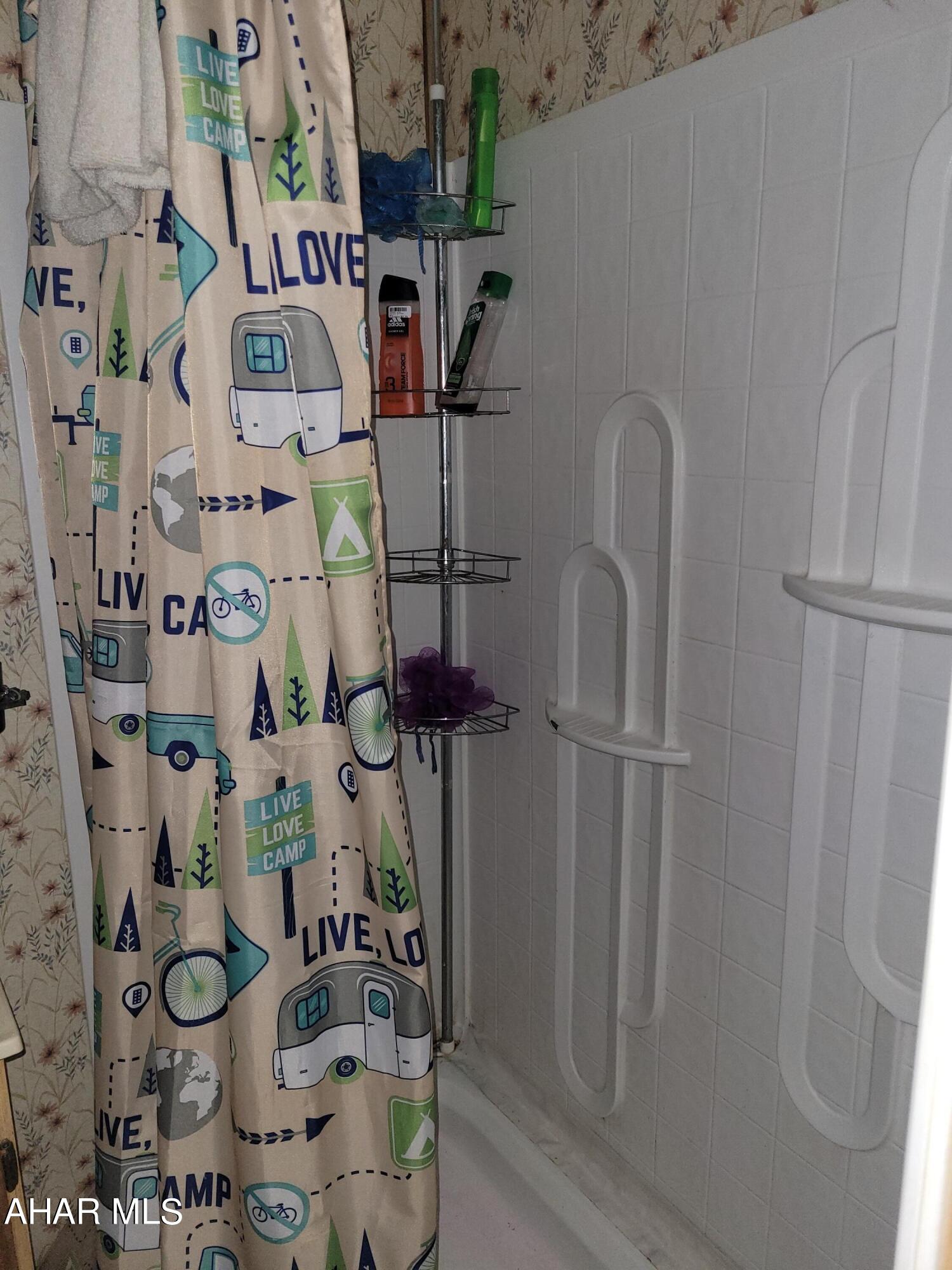 Glendale Yearound - Residential