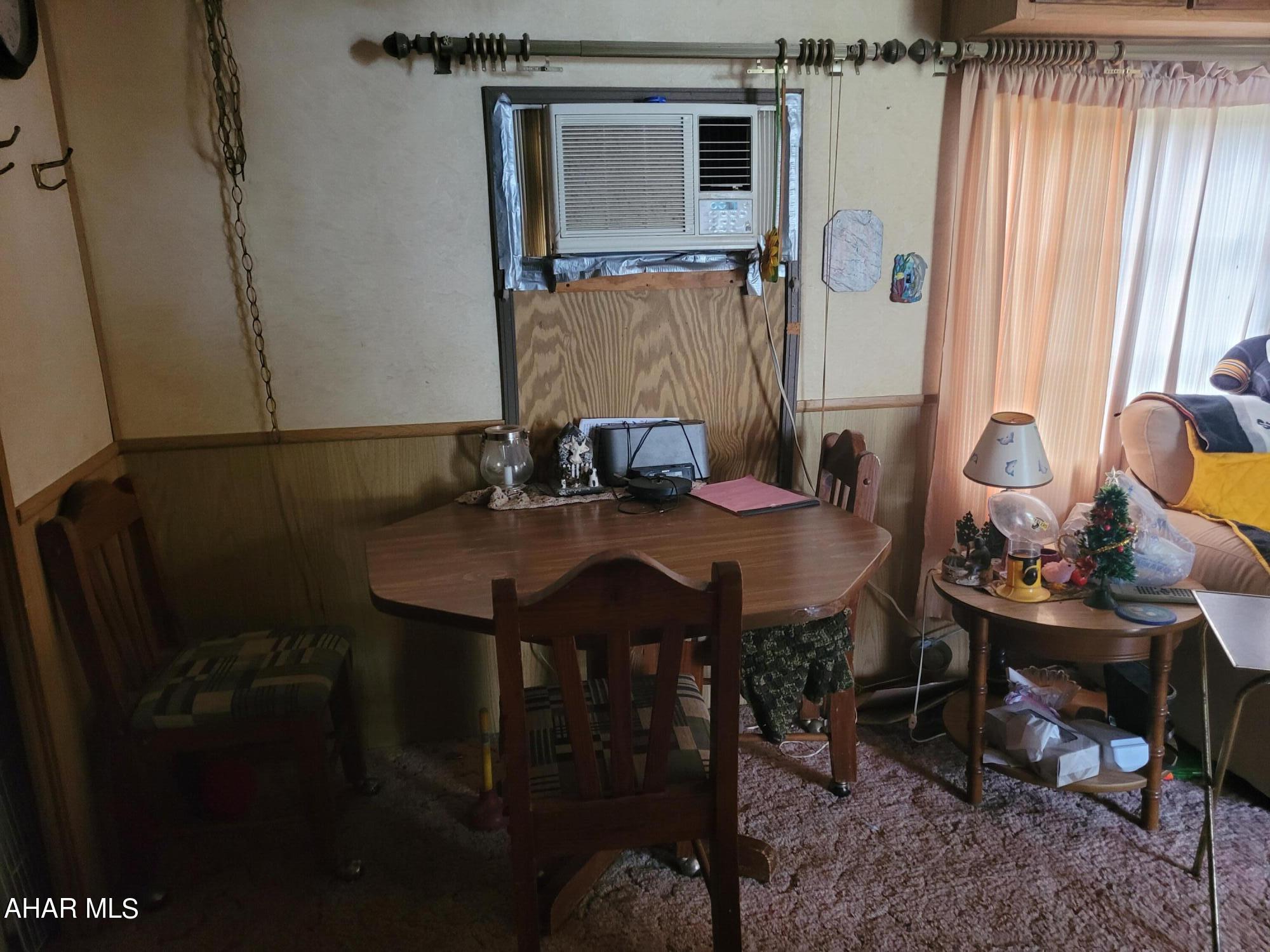 Glendale Yearound - Residential