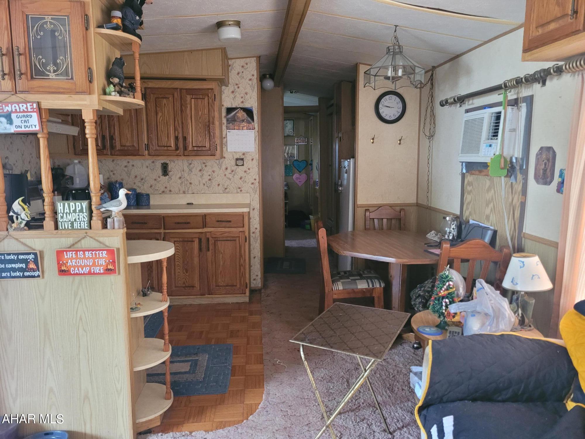 Glendale Yearound - Residential