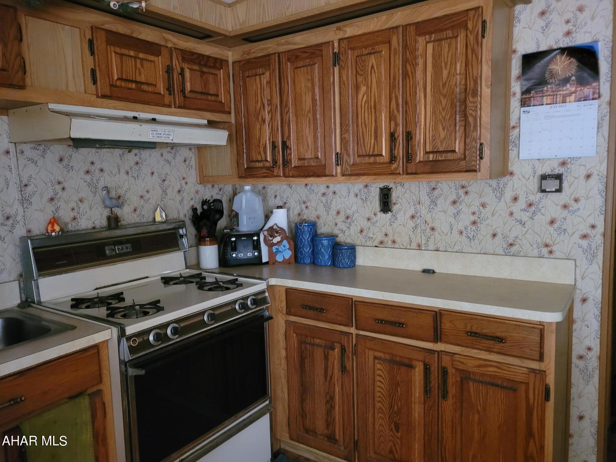 Glendale Yearound - Residential