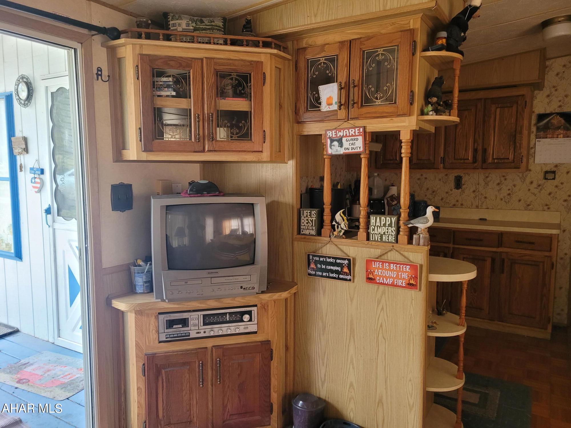 Glendale Yearound - Residential