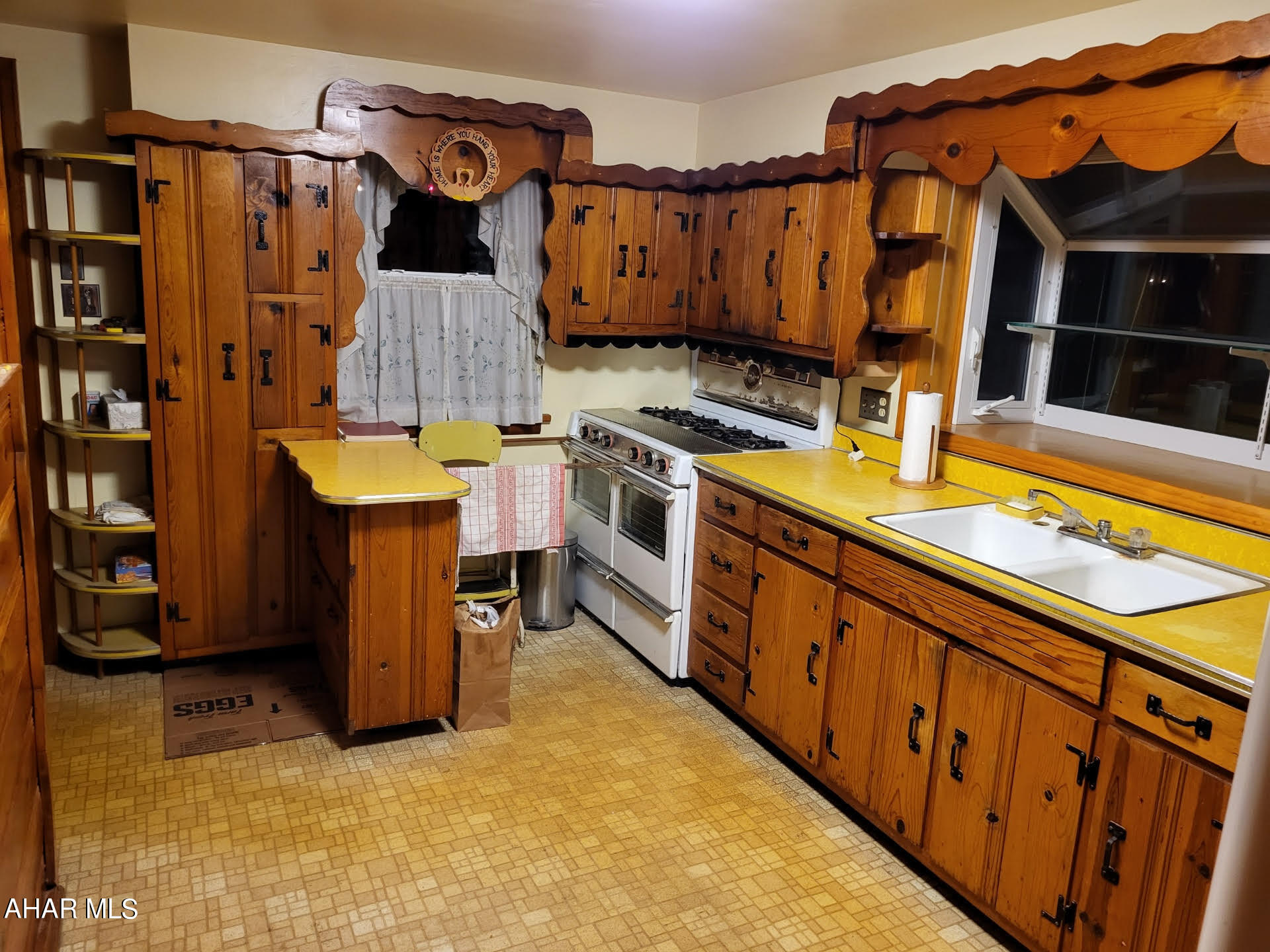 Unknown - Residential