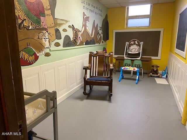 Juniata - Commercial Sale