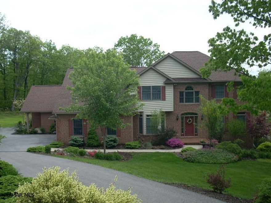 Amazing quality home situated on a quiet street w/ 2.02 acres in lovely Stonehedge! Impeccably maintained inside and out..Crown molding throughout 1st floor, 9'ceilings,red oak 3/4true hardwood floors,Family room w/ fireplace that opens to teriffic eat-in kitchen w/tons of counter space(granite), SS appliances,eating area at large island and dining area that opens to wonderful screened porch that looks out to hot tub area and large back yard(room for an inground pool)with custom designed patio.Private side entrace to one of a kind laundry/sewing/project room w/ corian c-tops, sink, walk-in closet and cherry cabinetry. Bedrooms are all a great size with tons of storage.4 zoned heating system.The floor plan of this home flows beautifully for easy and relaxing living!