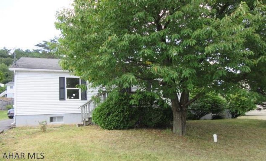 One story living in Milesburg- 3 bedrooms, owners suite with walk-in closet and jacuzzi tub, finished basement area, cul-de-sac location, in-ground pool with privacy fence, lots of potential