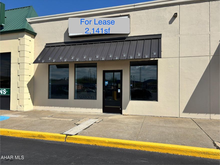 2,141sf of commercial space in Hollidaysburg Plaza. No CAM fees. Tenant pays utilities. Strong tenant mix with high visibility, 12,000 cars per day. Contact listing agent for more details and to view the space.