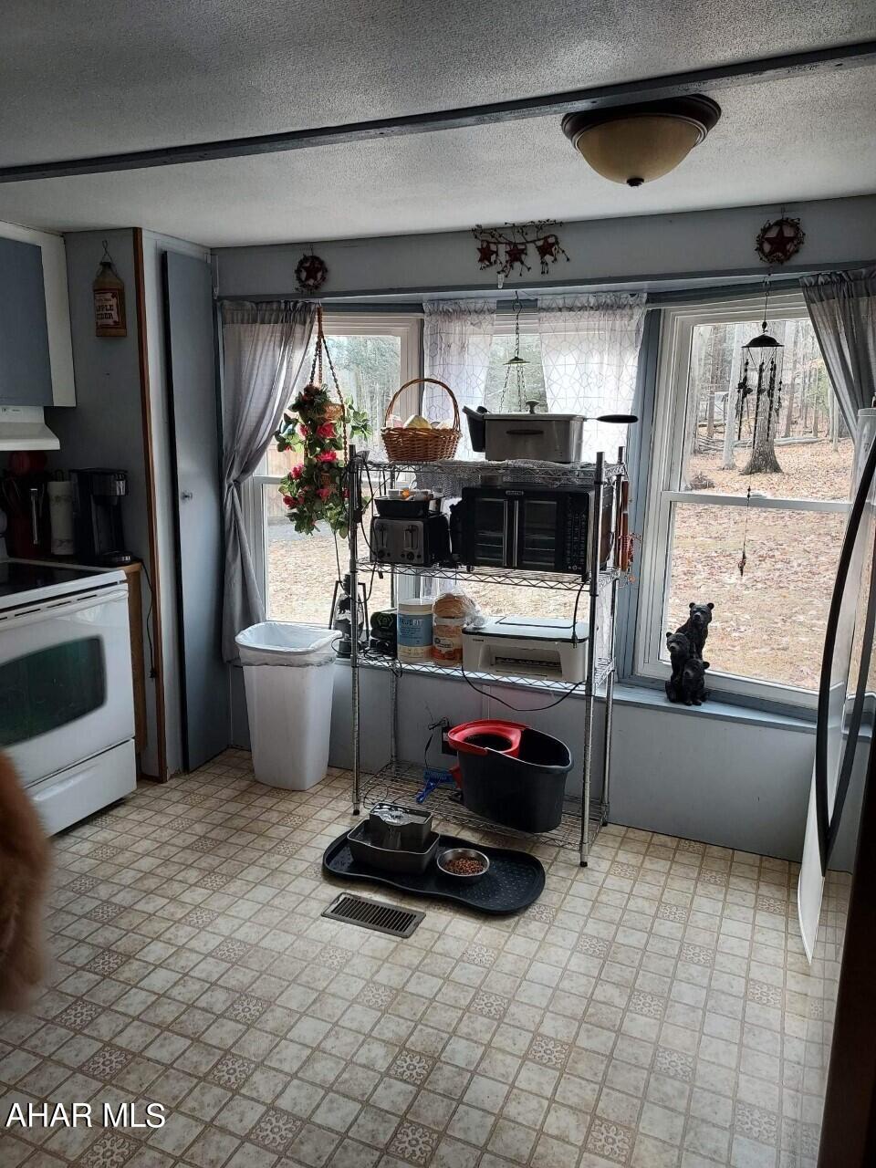 Glendale Yearound - Residential