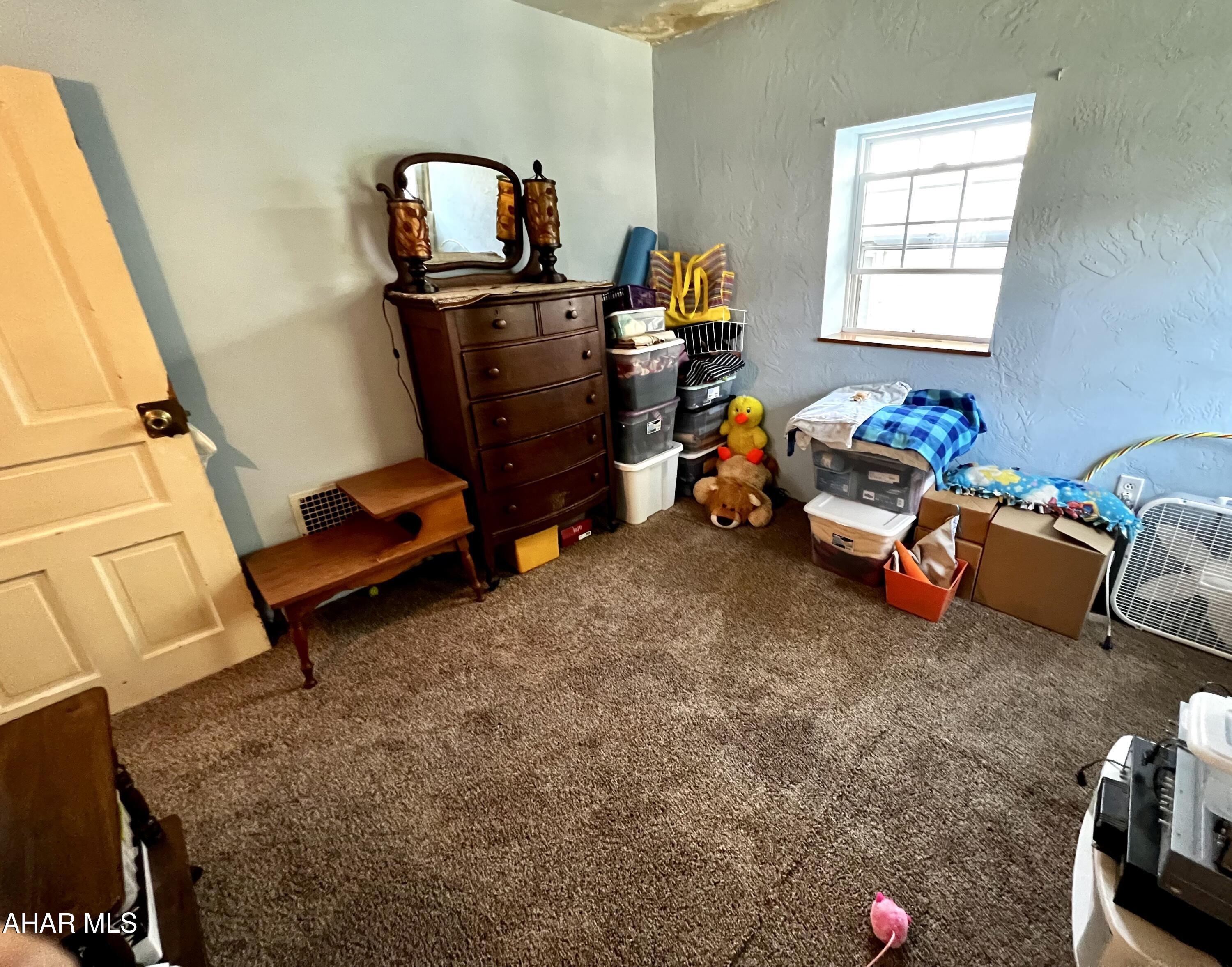 Juniata - Residential